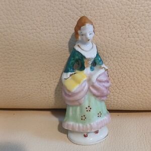 Vintage Occupied Japan Lady Figure